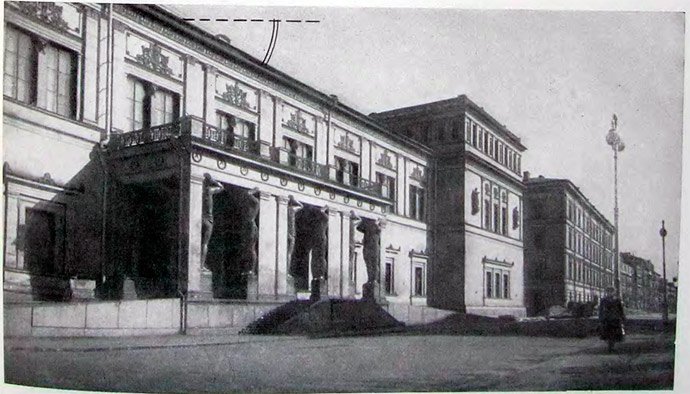 Эрмитаж в Санкт-Петербурге. Фотография